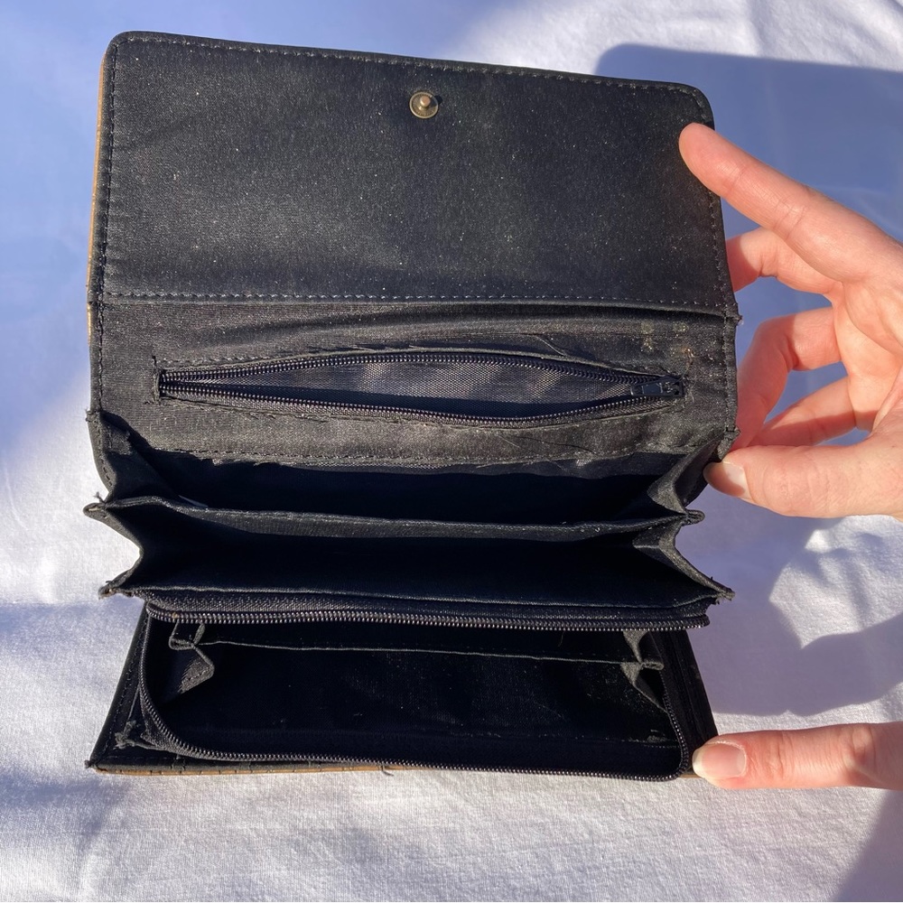 Wallet - Picture 3 of 3